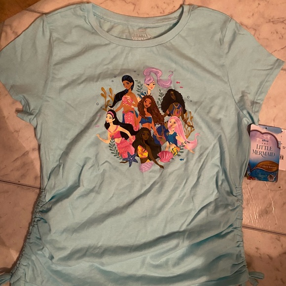 Disney The Little Mermaid shirt- new with tags 🧜‍♀️ - Picture 4 of 16